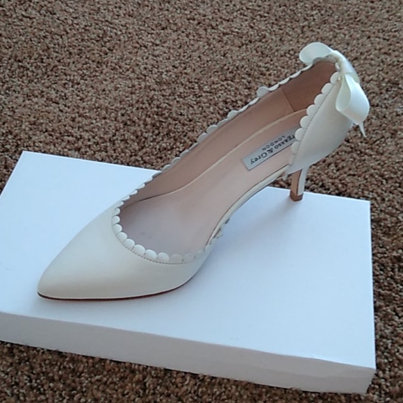 Sargasso and Grey WIDE pumps size 38 - Picture 2 of 3